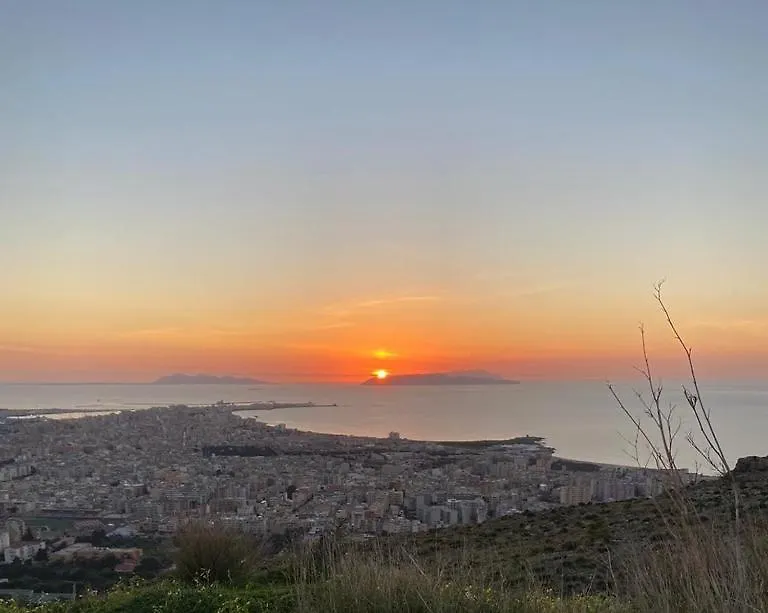 Casa Vacanze Penelope Trapani 0*,  Italia